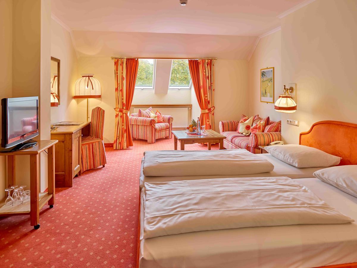 Hotel Gutshof Uttlau Haarbach Zewnętrze zdjęcie